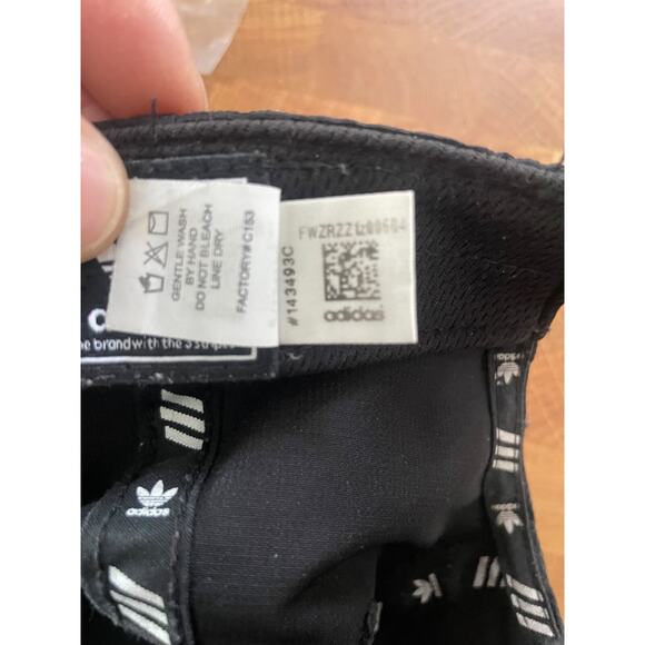 Adidas Originals Relaxed Adjustable Cap Black - Picture 7 of 10